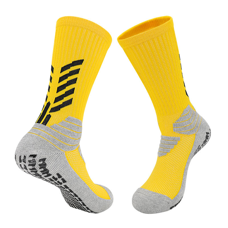 Chaussettes de poignée de sport personnalisées d\'usine Anti-glissade chaussettes de football avec logo personnalisés de football athlétique