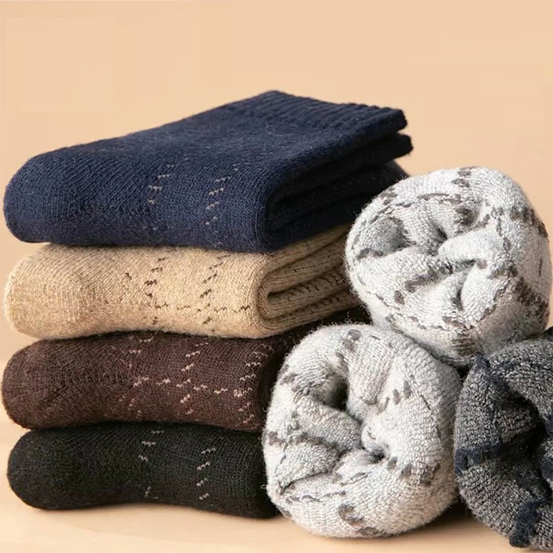 Logo personnalisé en gros épaisses confortables boucles de laine pour hommes unisexes chaussettes d\'hiver